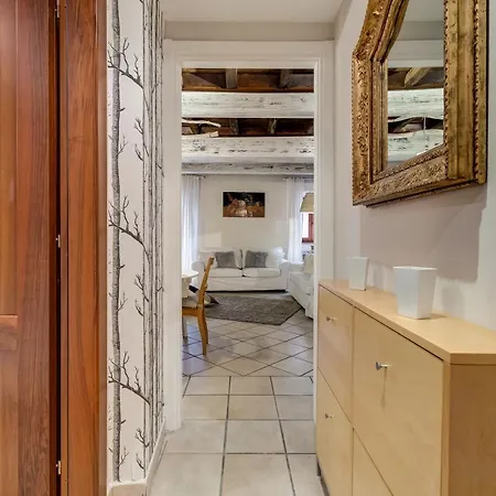 Trevi Fountain Appartement